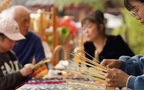 ���з��z �ഺ����