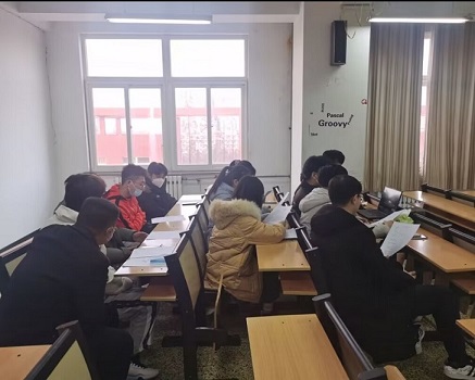 �����@�W(xu��)�Ӻ����ШD�DӋ��C(j��)�W(xu��)Ժ�g�qӭ���{(di��o)������_��һ�ξ����h��