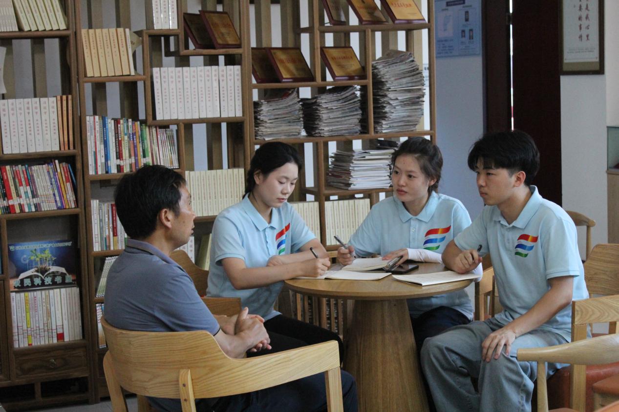 ؑcZW(xu)Ժڡl(xing)AϪh֧ӛسģl(xing)l(f)չĬĬI(xin)