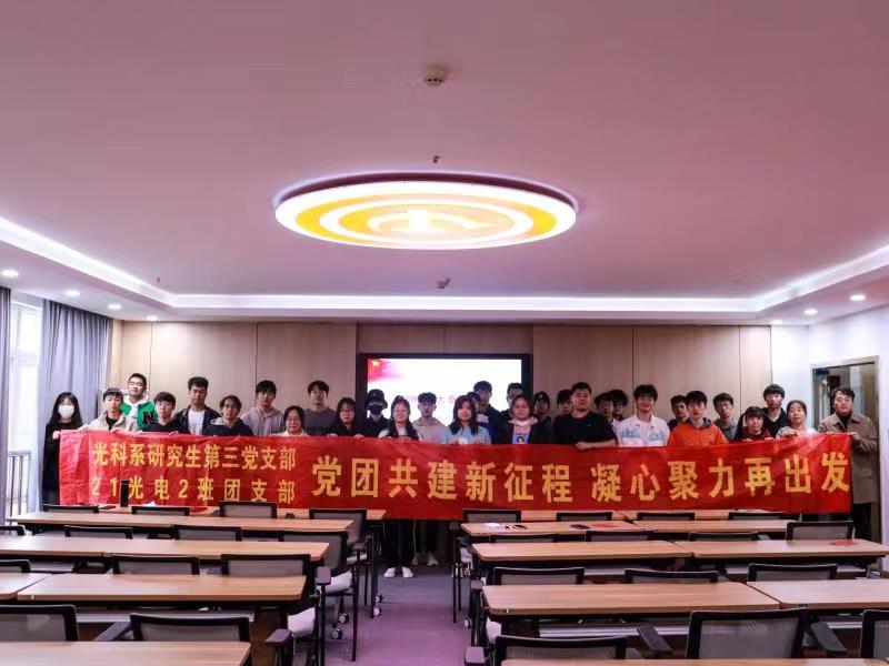 �h�F����