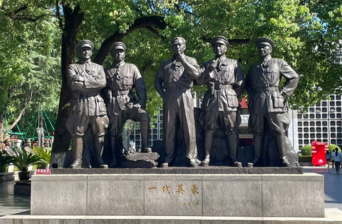  ׷܊QʷArֲԺ`Fϲtɫ