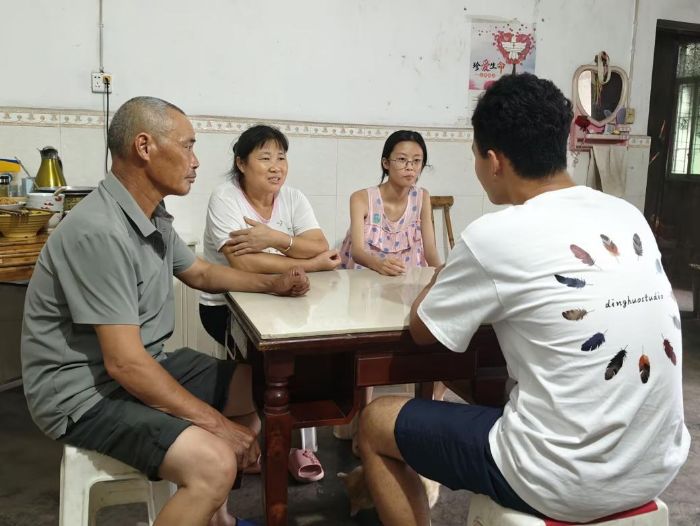 OߝhFԺ֮(zhn)YF(tun)(du)_չyͥL(dng)